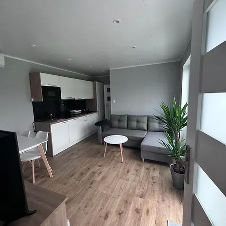 Apartament Holiday Apartment *