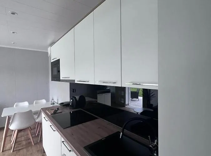 Apartament Holiday *